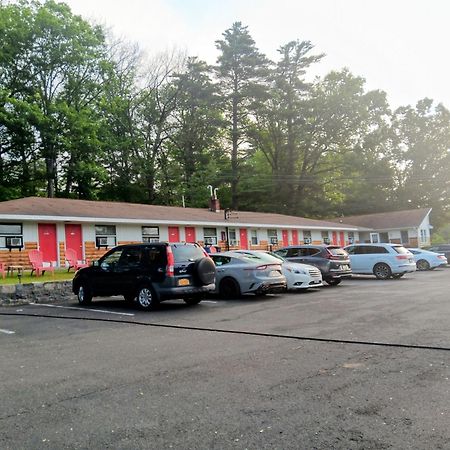 Robin Hood Motel Saratoga Springs Kültér fotó