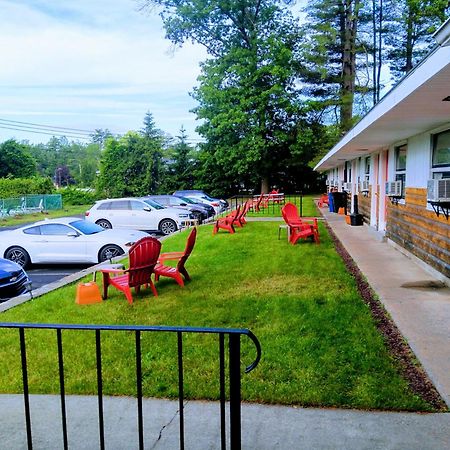 Robin Hood Motel Saratoga Springs Kültér fotó